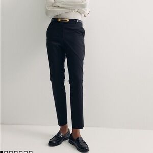 H&M Black straight leg cropped slacks size 6